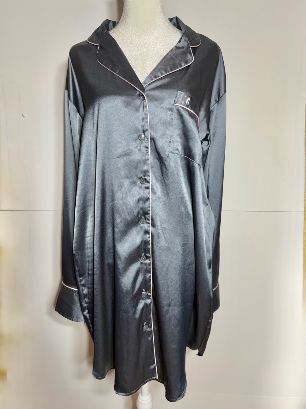 Victoria’s Secret Silky Gray Satin Long Sleeve Pajama Shirt with Pink Piping